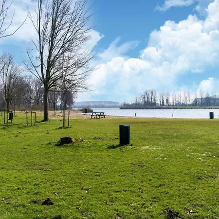 Amazing With Terrace Дом отдыха Simonshaven